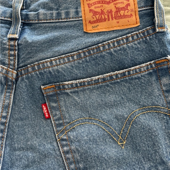 Levi 501 bootcut jeans - Picture 4 of 5